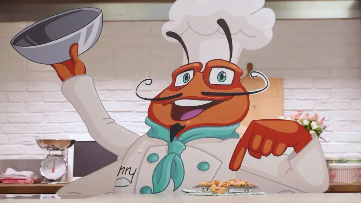 Migros: Lilibiggs: Host presents the finished dish.